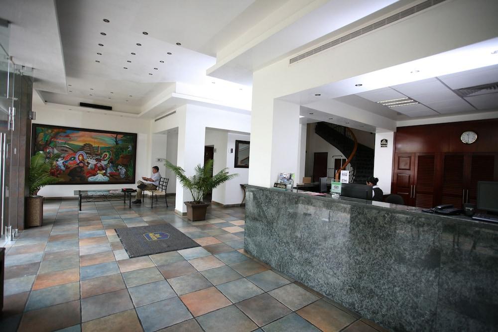 Hotel Poza Rica Centro Exteriör bild